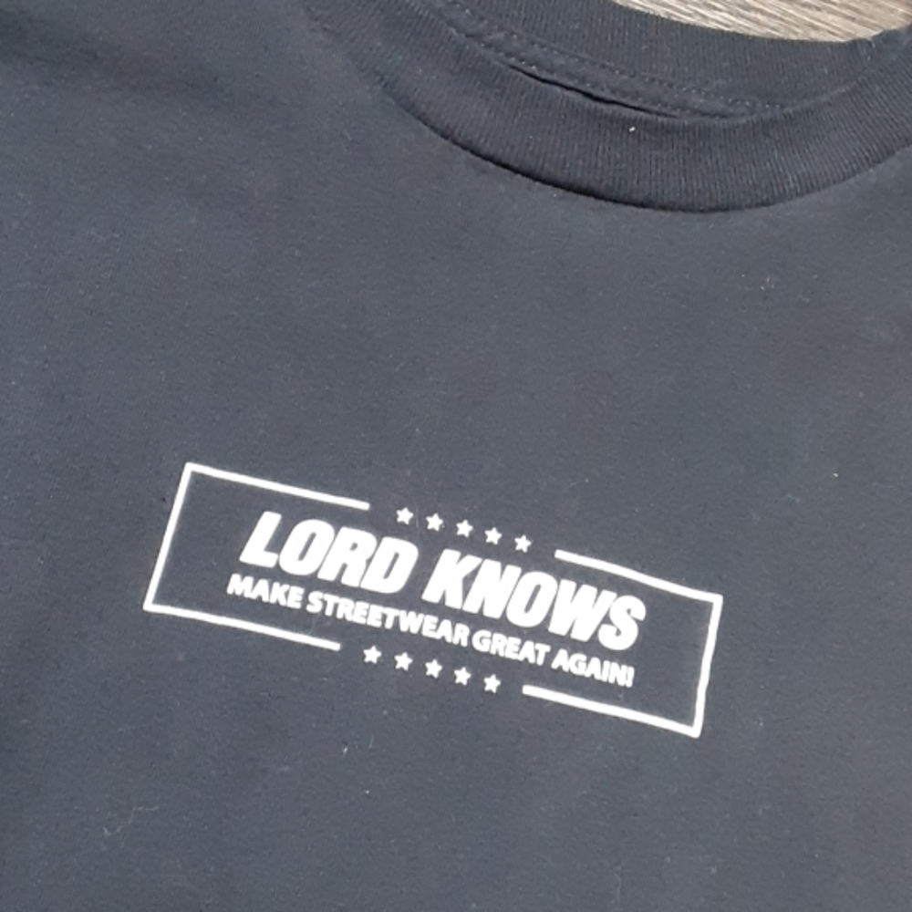 LXRDKNOWS BOX LOGO tshirt